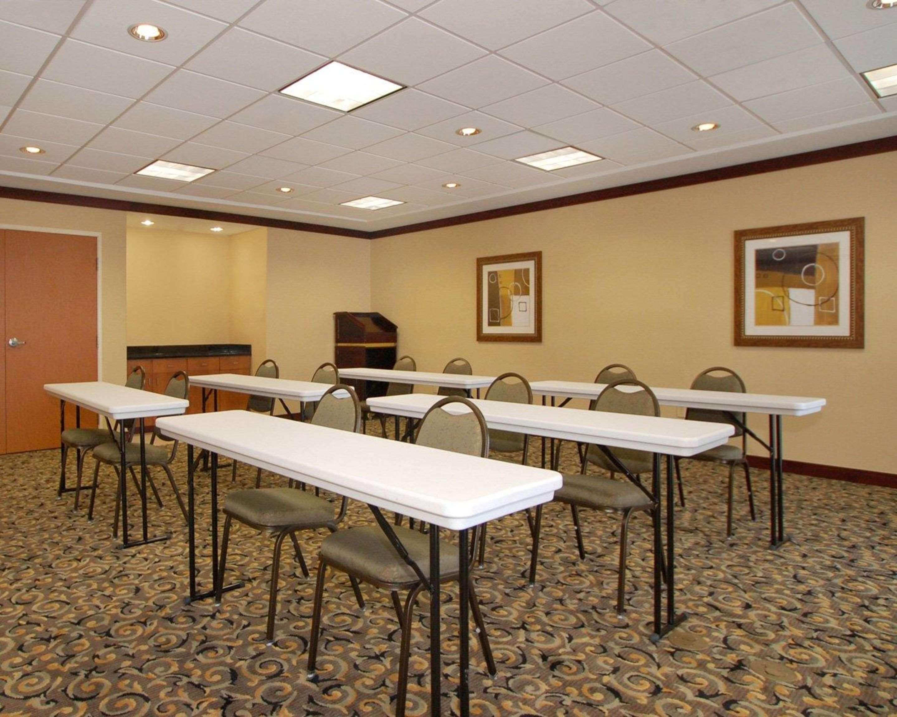 Comfort Suites Southport Zewnętrze zdjęcie