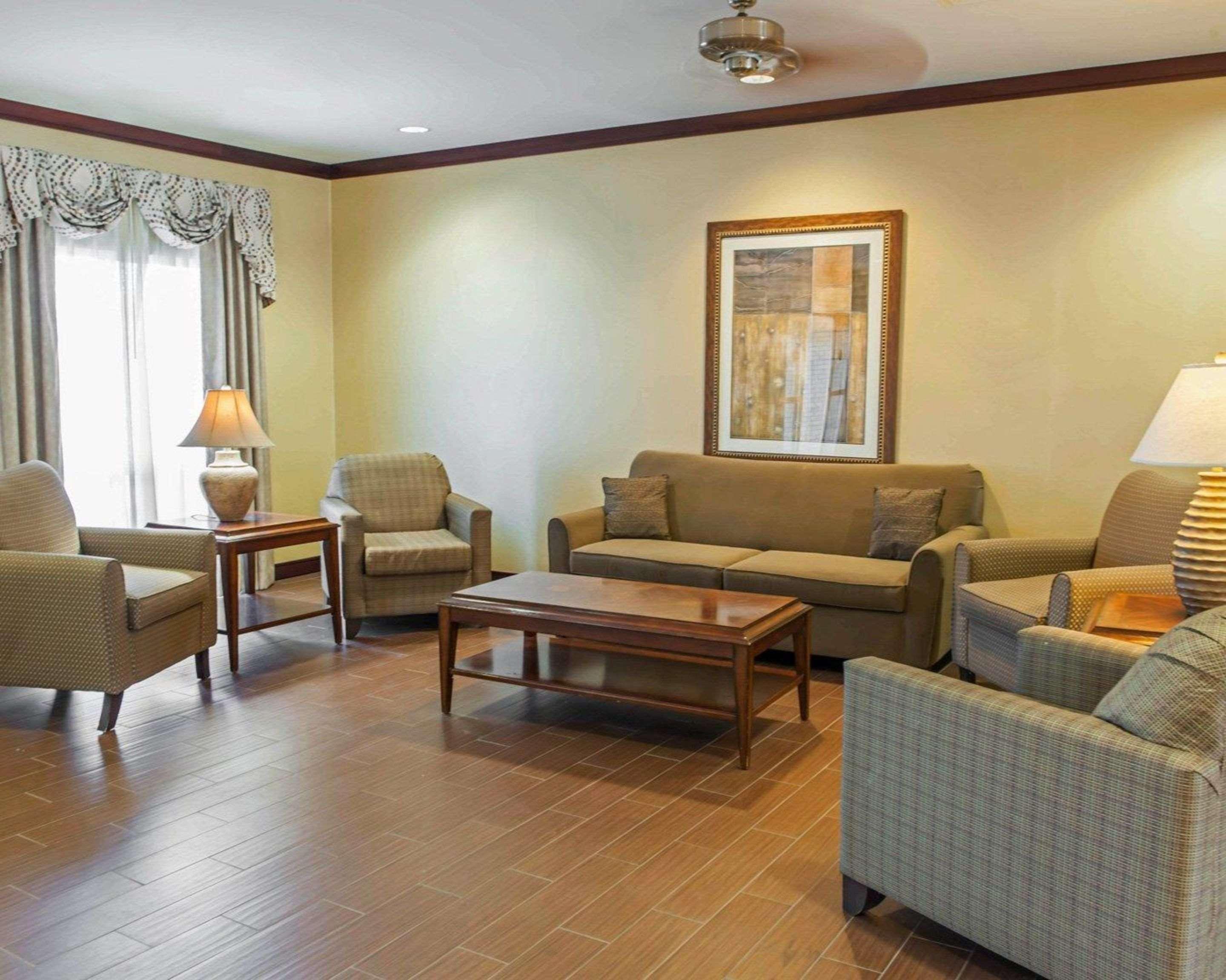 Comfort Suites Southport Zewnętrze zdjęcie