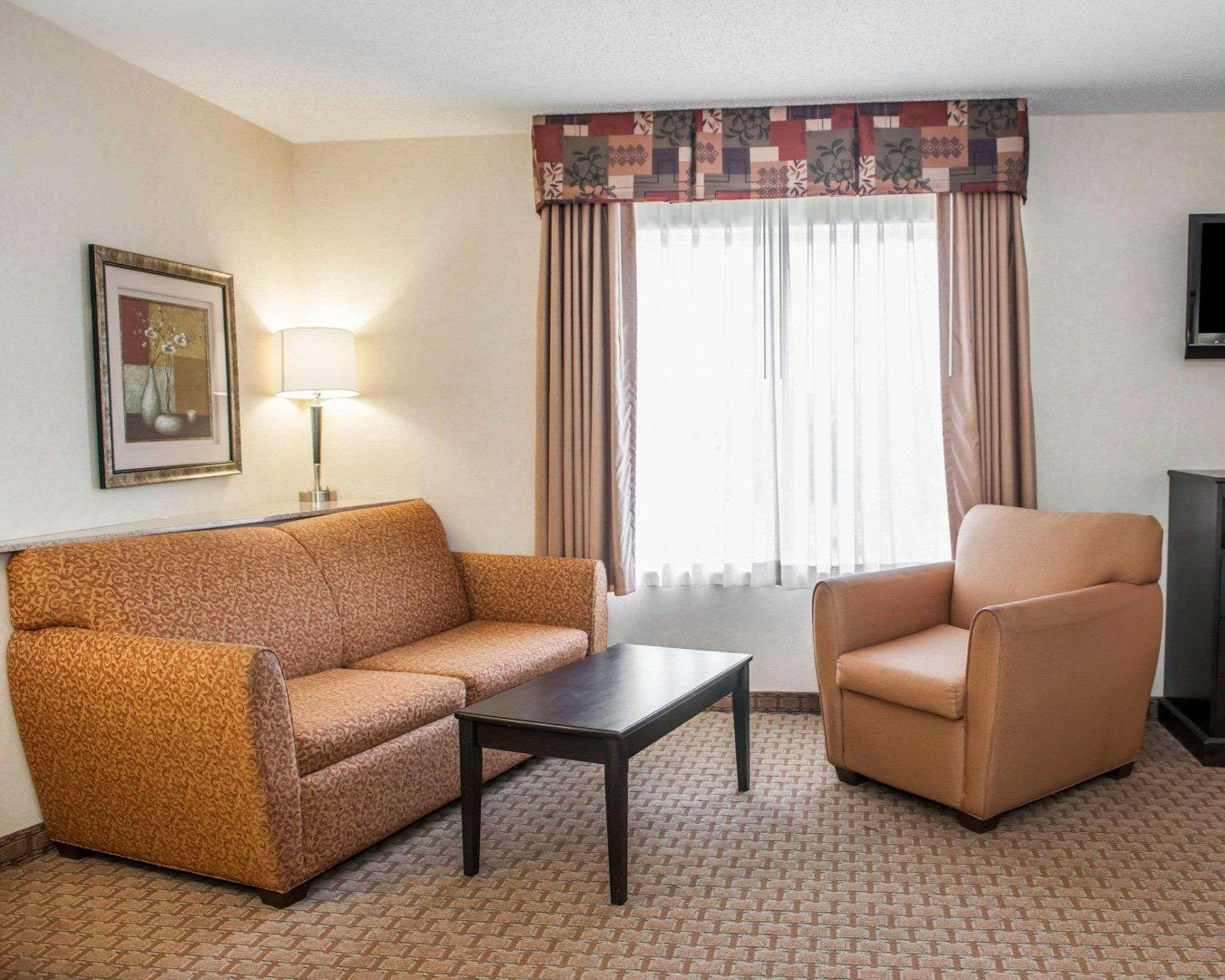 Comfort Suites Southport Zewnętrze zdjęcie