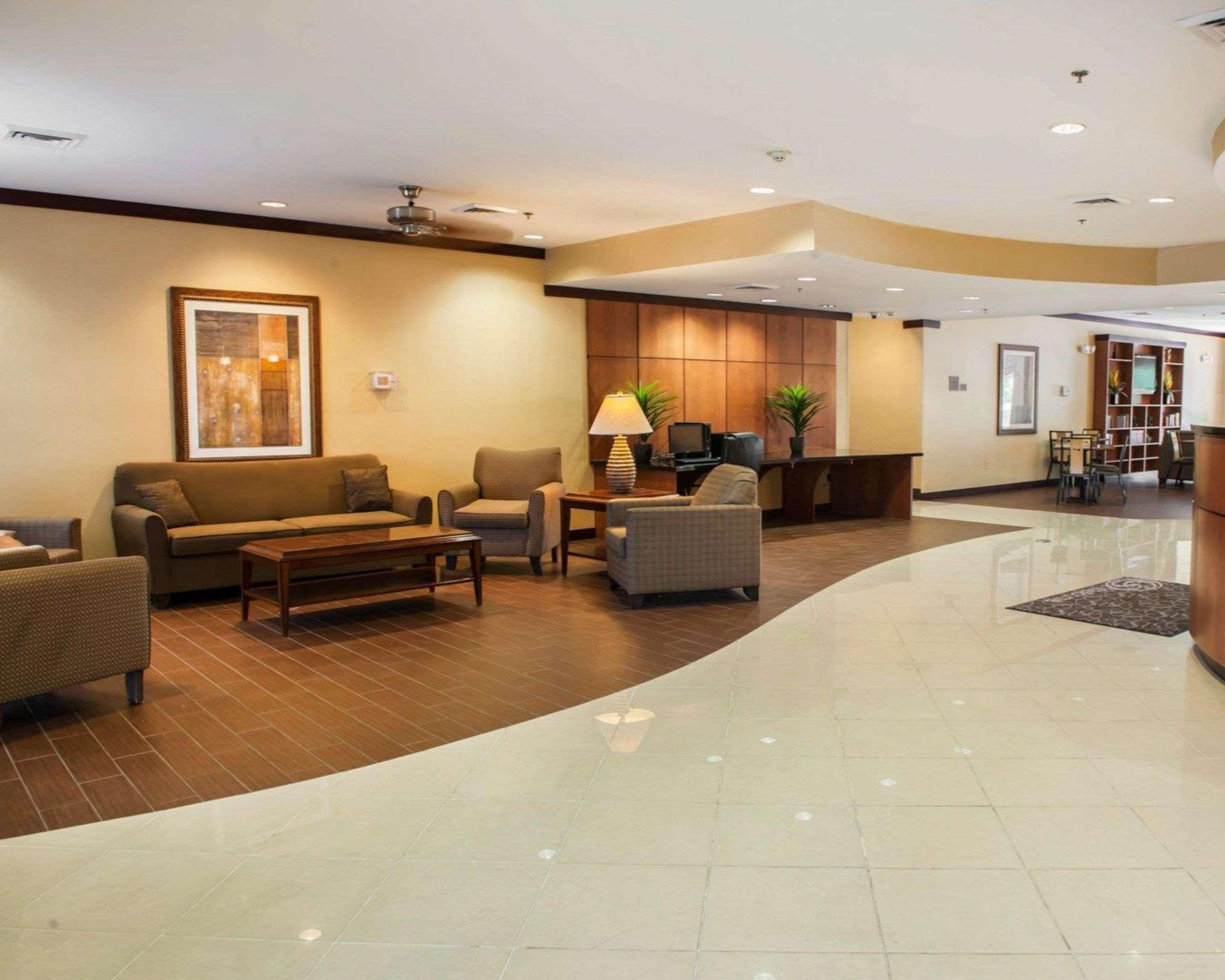 Comfort Suites Southport Zewnętrze zdjęcie