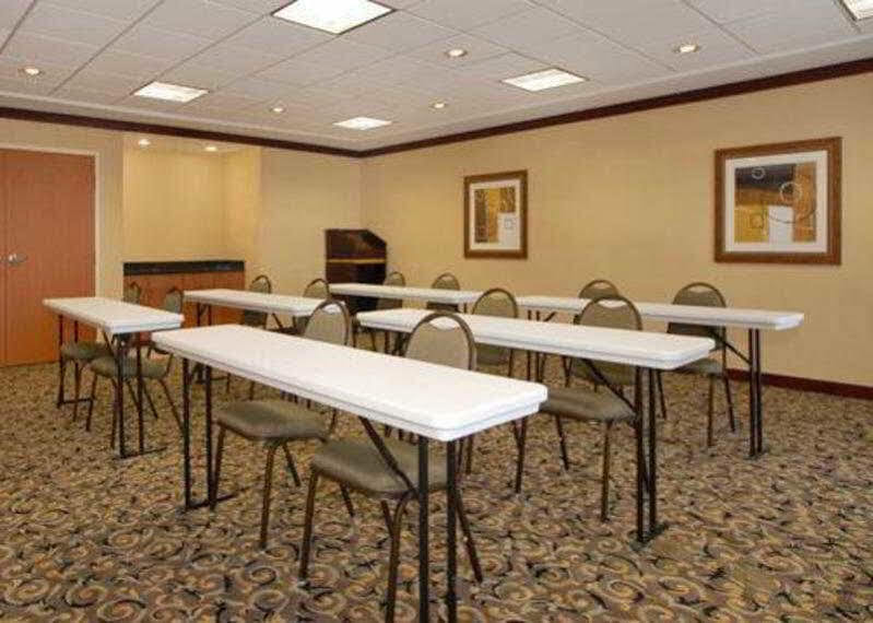 Comfort Suites Southport Zewnętrze zdjęcie